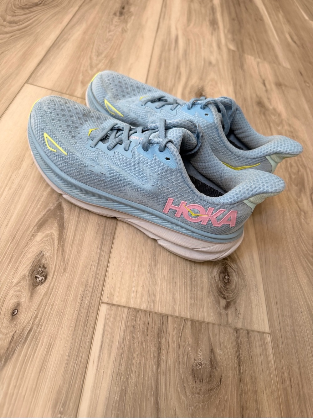 MHOKA Clifton 9 Running Shoes Blue Pink Neon Yellow Women’s Size 9.5